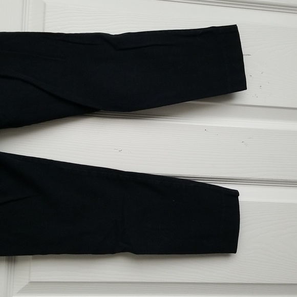 Old Navy Pixie Pants - Picture 7 of 15